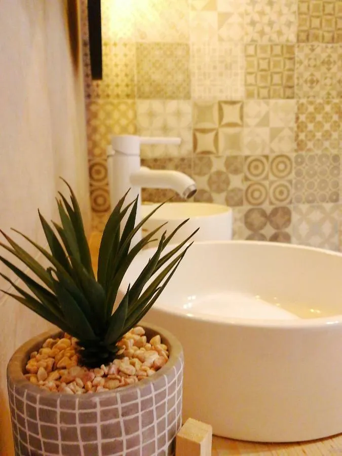 Loft Romantique avec Spa Privatif - Noctambulles Hyères